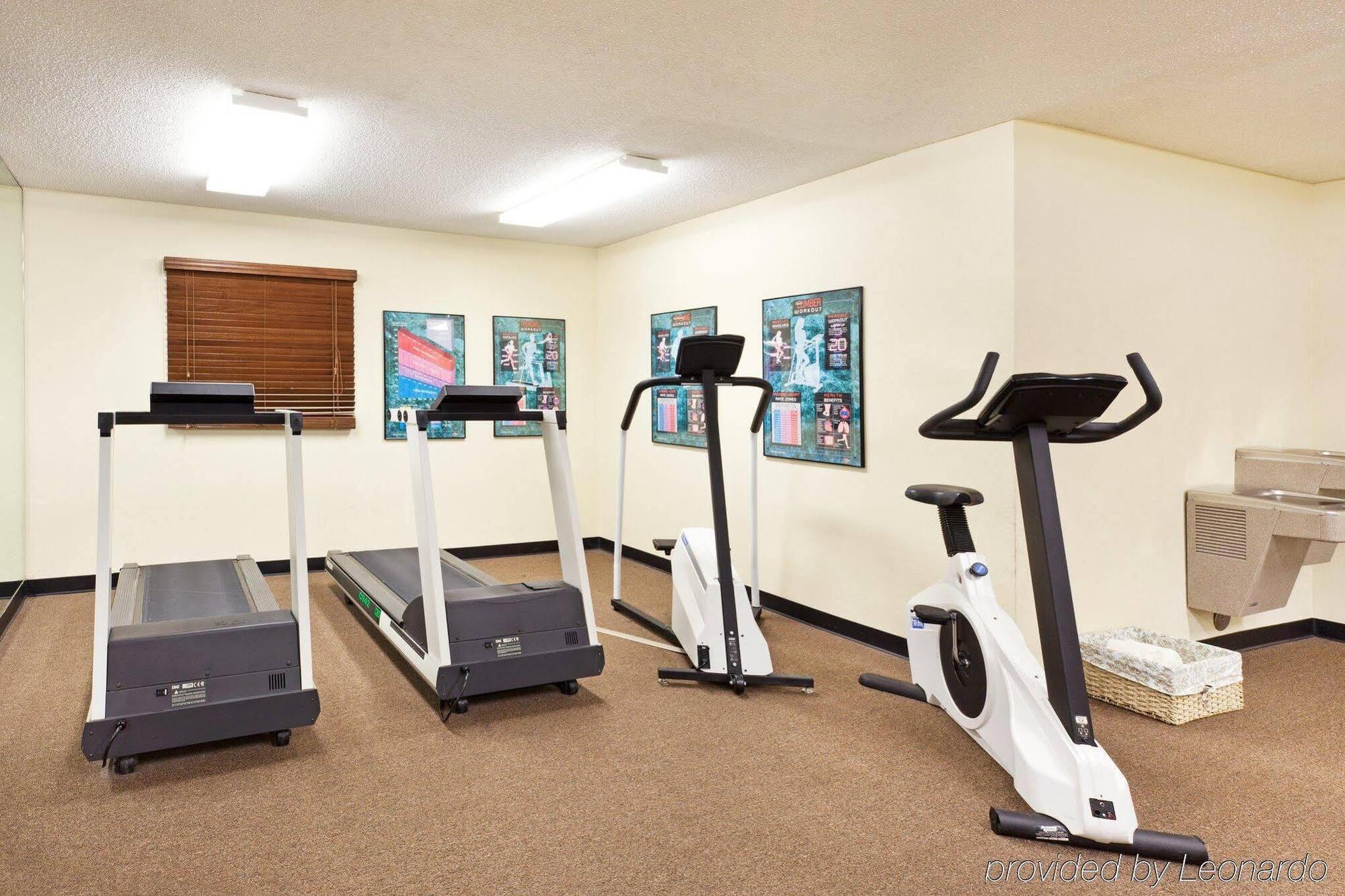 Sonesta Simply Suites Charlotte University エクステリア 写真
